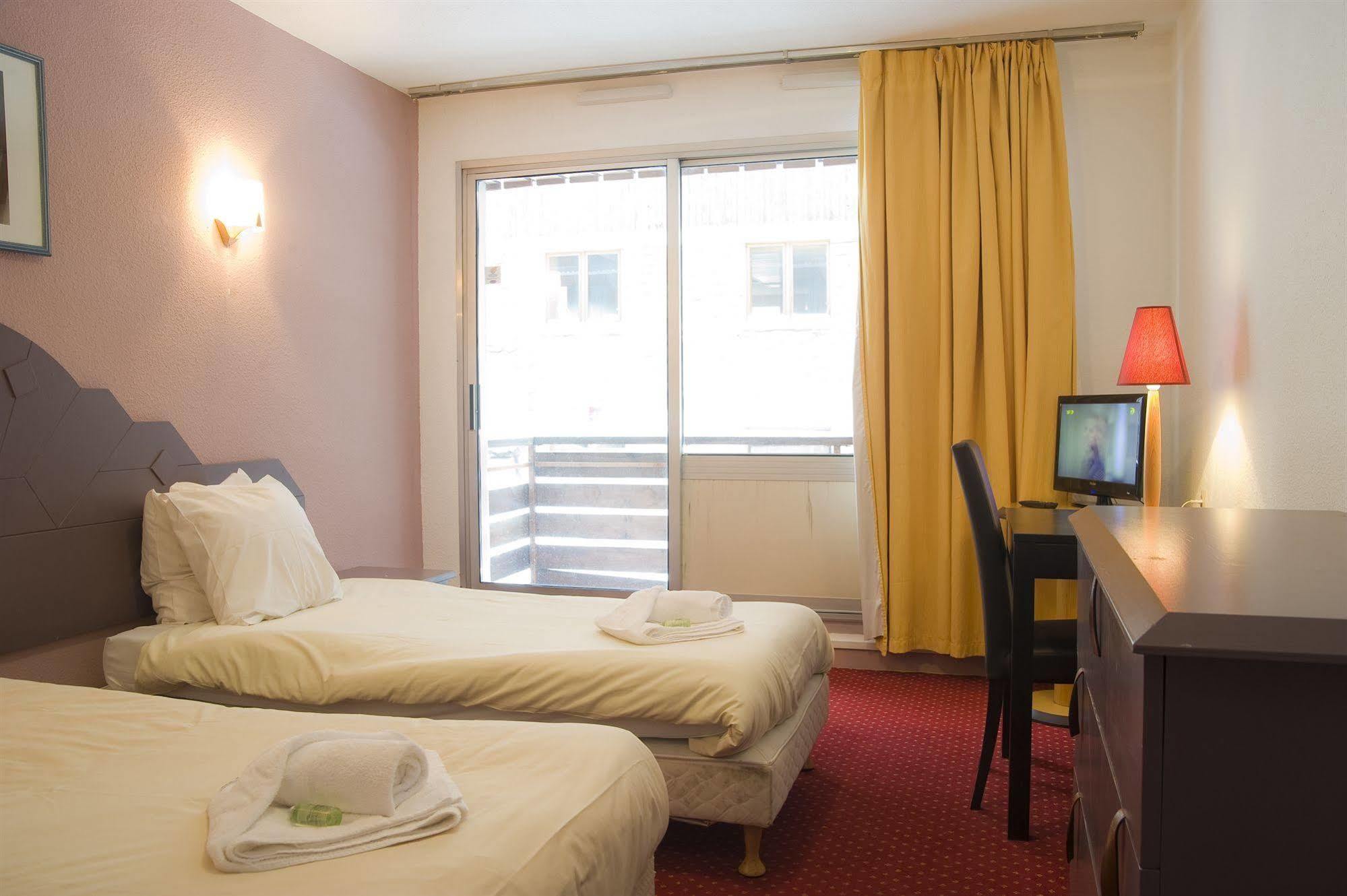 Madame Vacances - Hotel Courchevel Olympic Экстерьер фото